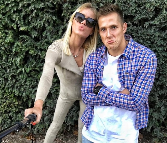 Блог редакции: Лясковец бросила Стрелкова ради их знакомого