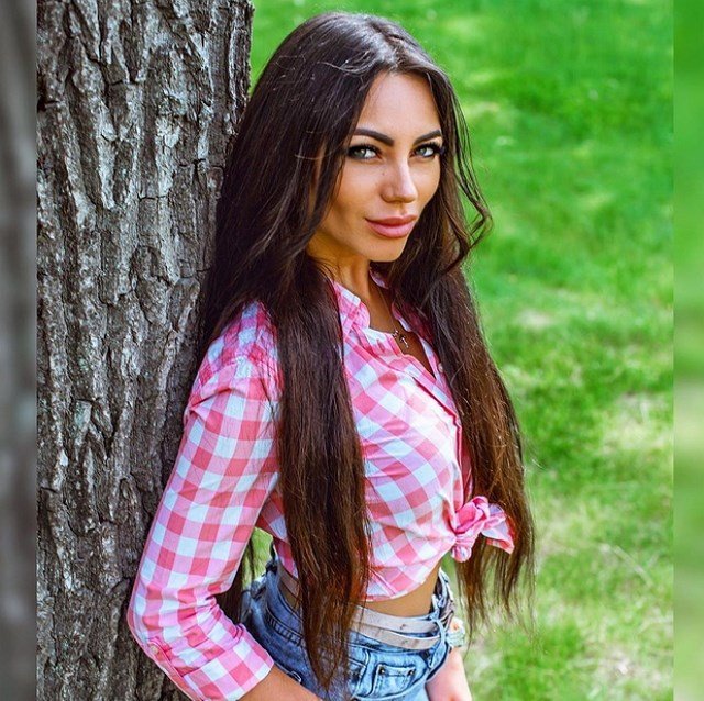 Анна Брянская: Мы оба были слишком упертые