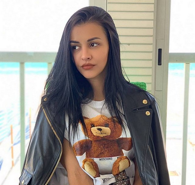 Кристина Бухынбалтэ: Я не вижу от него никакого интереса!