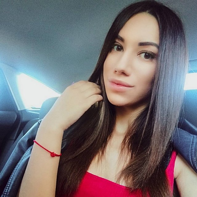 Анастасия Милославская: Пришел он ярко, с подарками