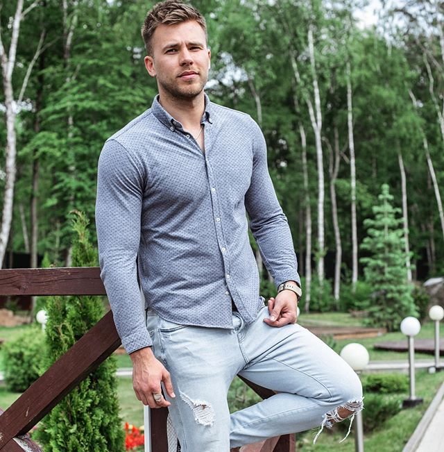 Чайков пытается спасти Шаронову от выгона