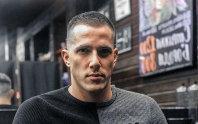 Стрелков отрабатывает контракт с проектом