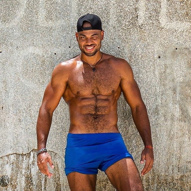 Белая страдает из-за ревности Ефременковой