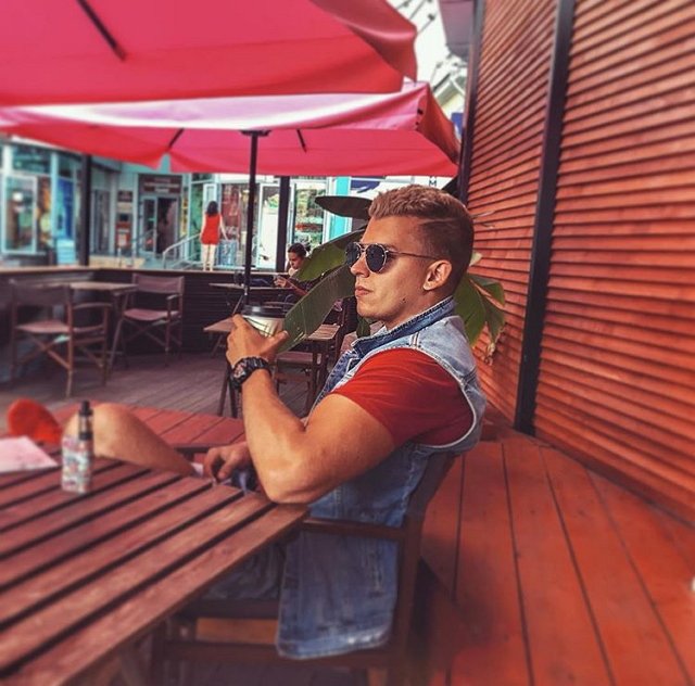 Новенький участник проекта Антон Светлов