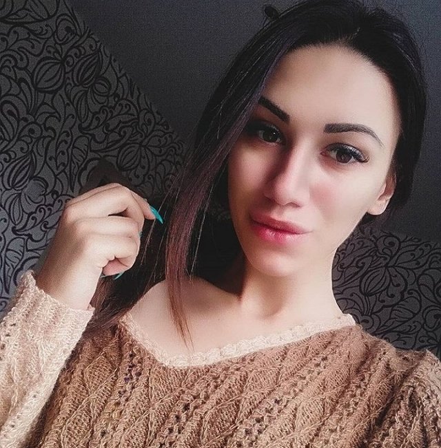 Милославская собирает деньги на пластику