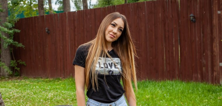 Алёна Савкина собирается сделать себе грудь и нос