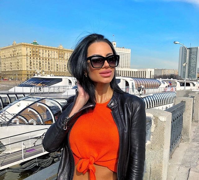 Анна Брянская заинтересовалась Никитой Уманским