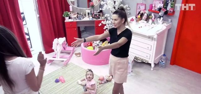 Донцова и Рапунцель продолжают выяснять отношения