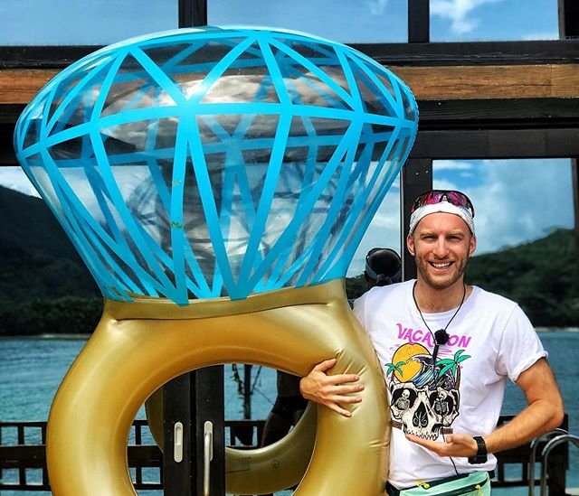 В отсутствие Сороки Голд времени даром не теряет