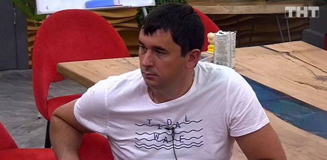 Между Черно и Шабариным началась война Между Черно и Шабариным началась война