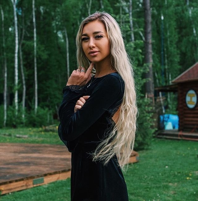 Стецевят прокомментировала свой отказ от отношений с Толочкиным