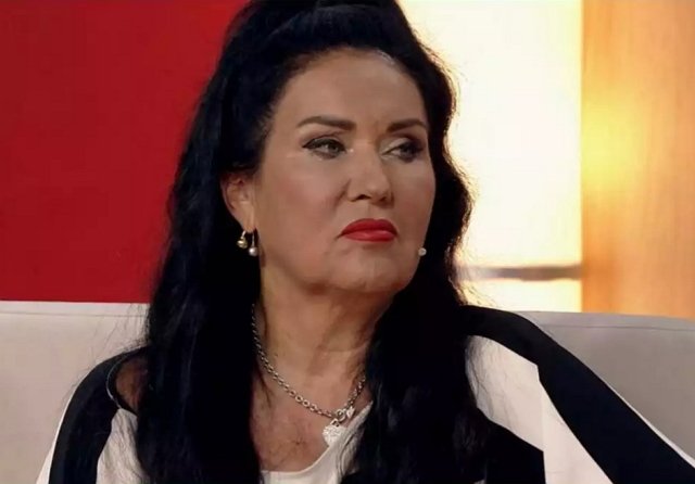 Африкантова старшая раскрыла тайну ухода Марины с проекта Африкантова старшая раскрыла тайну ухода Марины с проекта