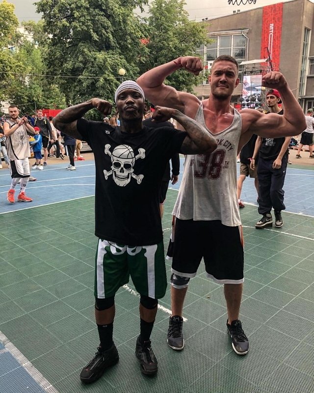 Новенький участник проекта Виктор Крестовский