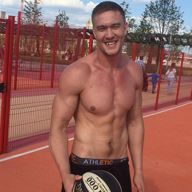 Новенький участник проекта Виктор Крестовский