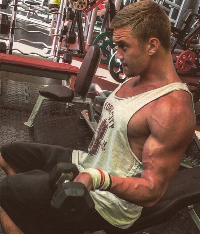 Новенький участник проекта Виктор Крестовский