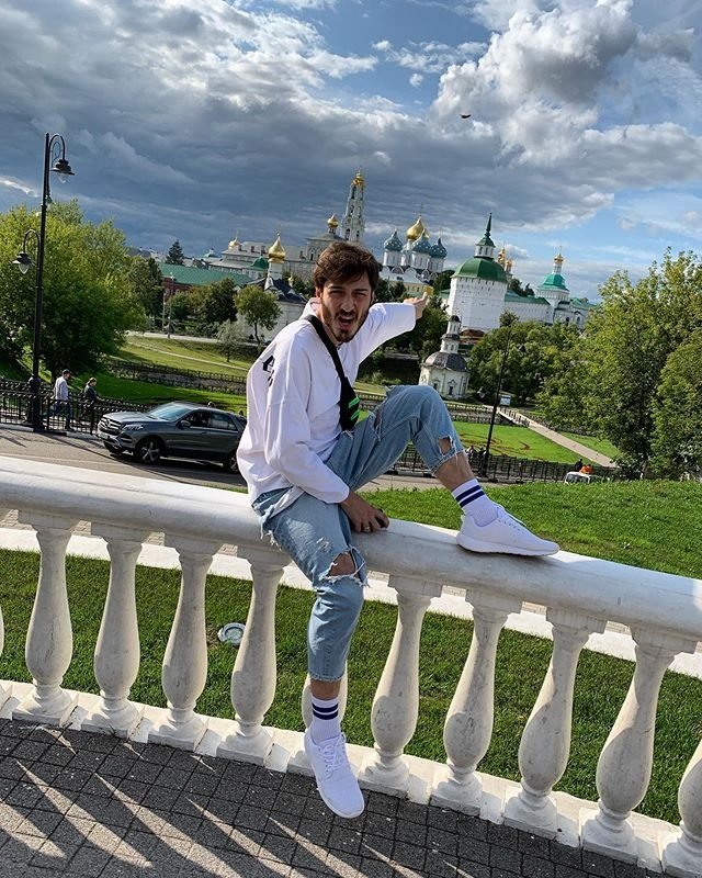 Иосиф Оганесян не хочет жить в родном городе Саши Черно