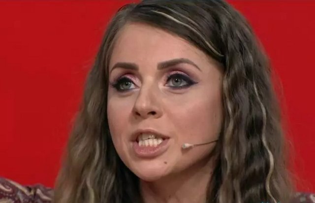 Рапунцель повздорила с экспертом шоу из-за ревности