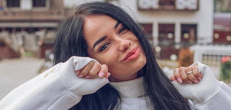 Юлия Щеглова: Он начинает себе много чего позволять