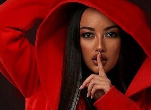 Саймон Марданшин интересен Мэри Кулешовой