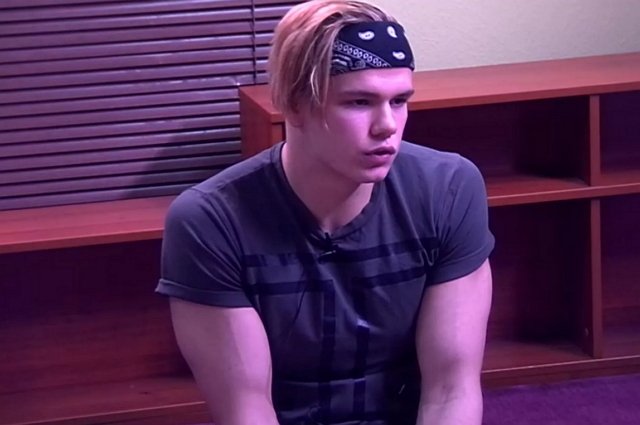 Алексей Кудряшов проводит время с Кариной Прониной Алексей Кудряшов проводит время с Кариной Прониной