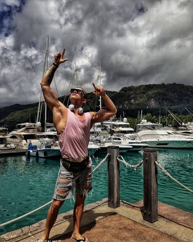 Алексей Кудряшов: Скоро останусь без вещей