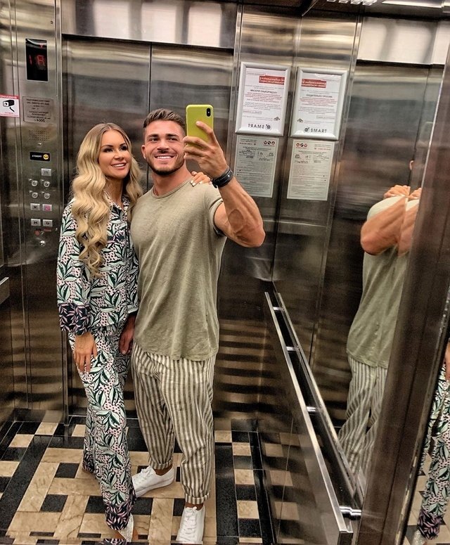 Роман Капаклы уже начал строить Марину Африкантову