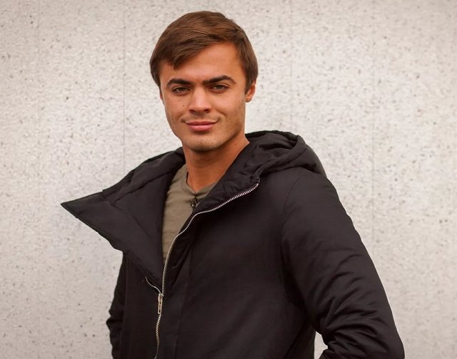 Купин накануне свадьбы предпочитает обществу Донцовой другую 