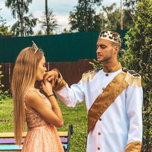 Безбородова хочет от Безуса того, чего он не может ей дать