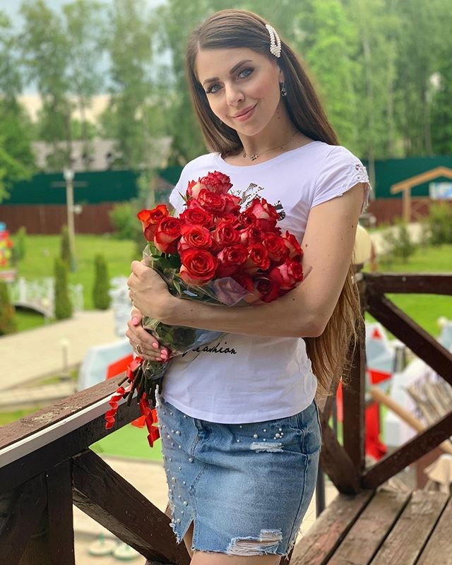 Черкасов в процессе доведения Рапунцель до ручки