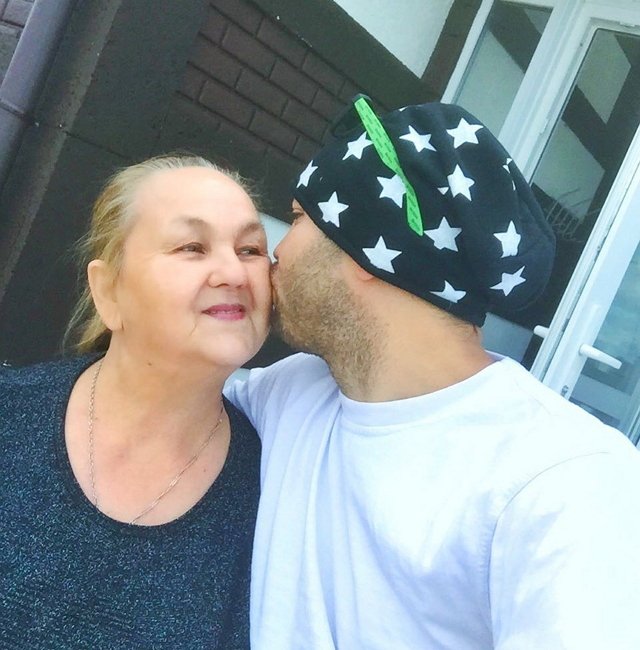 Александр Гобозов: Такие тёплые мамины руки