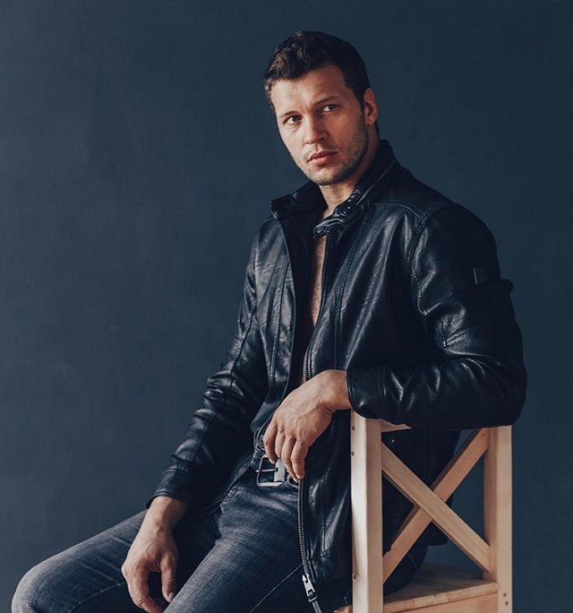 Виктор Шароваров: Разговоры с Сашей далеко не заходят