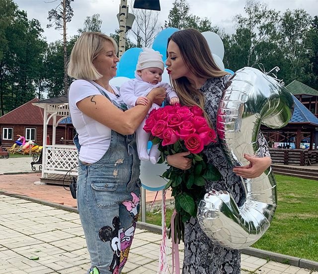 Савкина пытается возвыситься благодаря Татьяне Владимировне