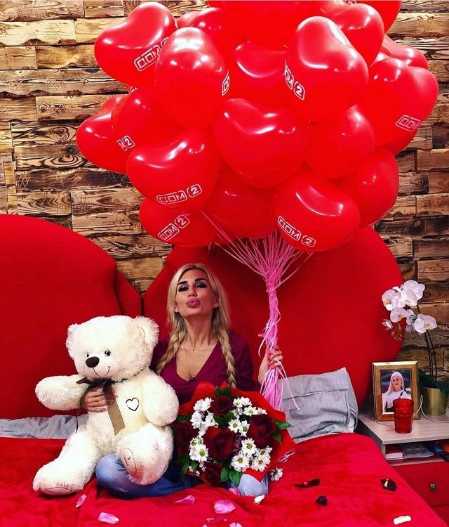 Розалия Райсон: Комната готова к заселению Розалия Райсон: Комната готова к заселению