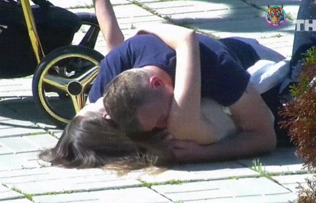 Стихи о Дом-2 на 12.08.2019