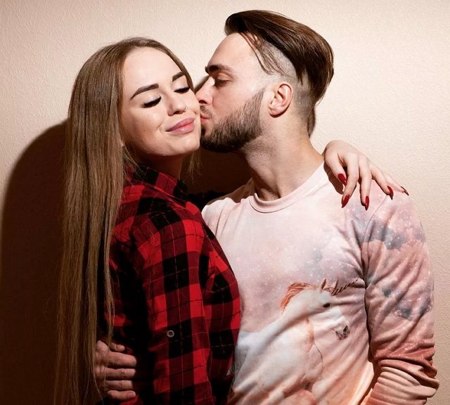 Милена Безбородова считает Алексея Безуса обязанным ей