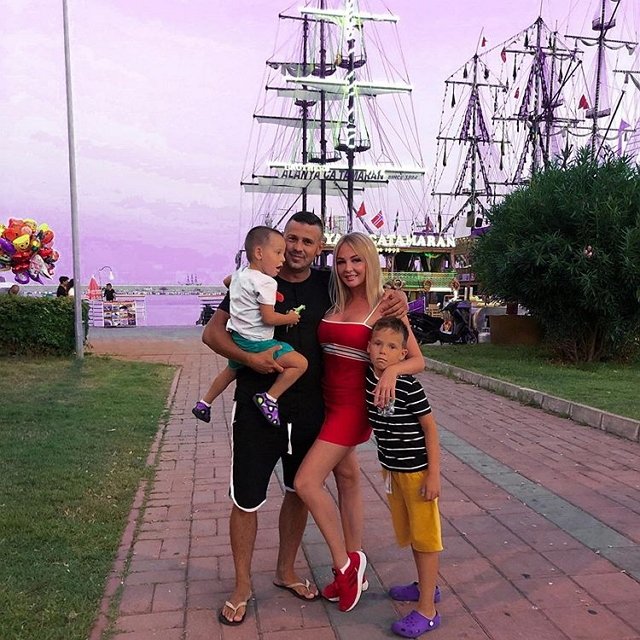 Статус Пынзарь больше не позволяет ей посещать светские мероприятия