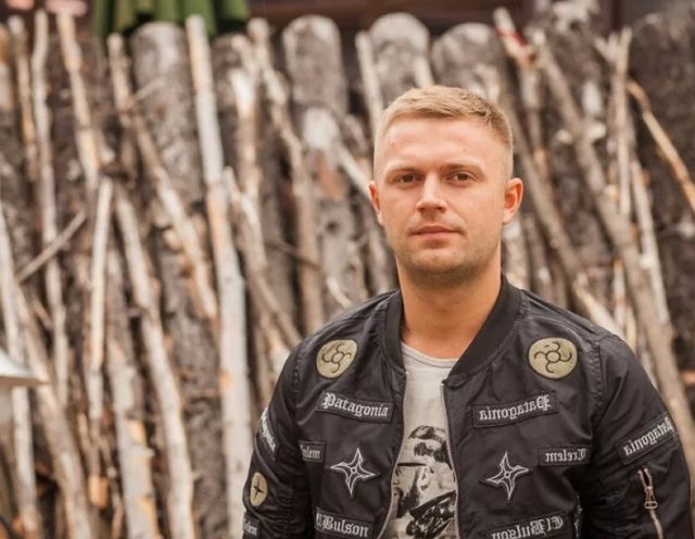 Виктор Литвинов будет строить отношения с Анной Брянской Виктор Литвинов будет строить отношения с Анной Брянской