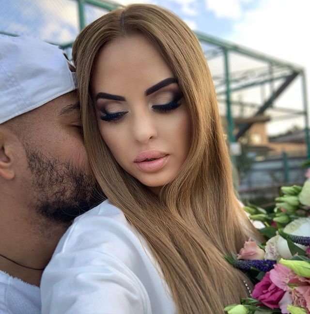 Слухи о замужестве Юлии Ефременковой набирают популярность