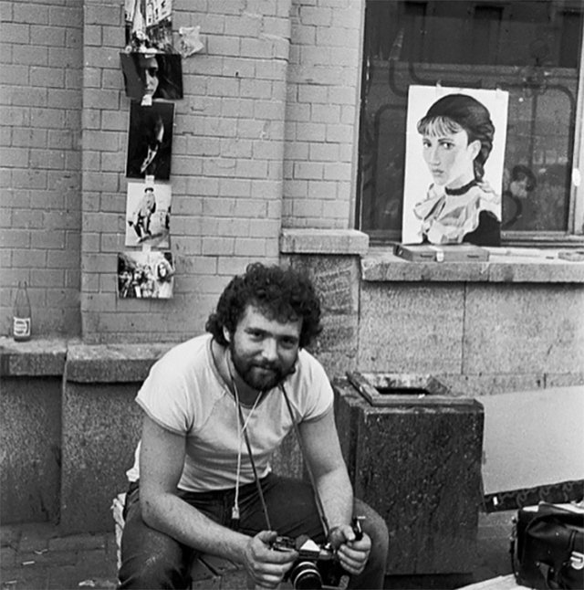 Ольга Бузова мистическим образом оказалась на снимке 1980 года