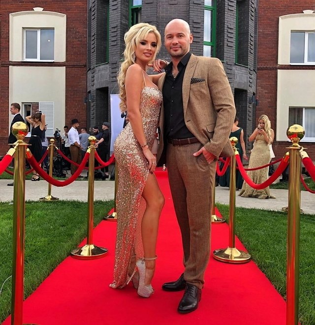 Фотографии с голливудской вечеринки Купиных