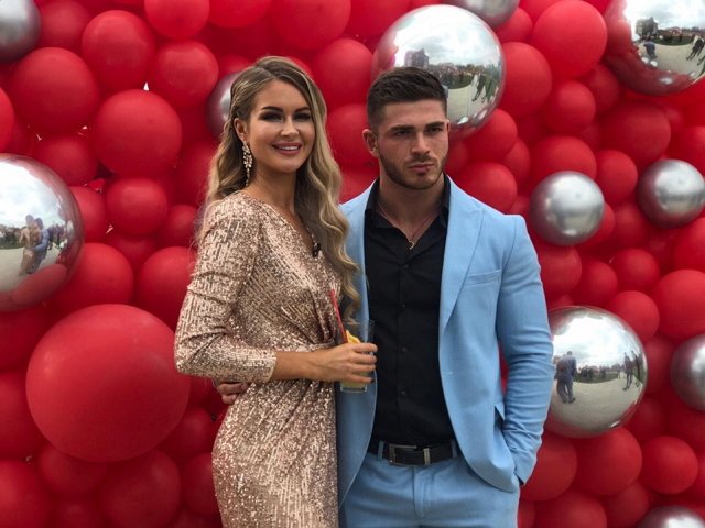 Фотографии с голливудской вечеринки Купиных