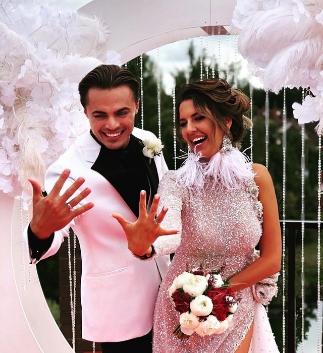 Фотографии с голливудской вечеринки Купиных