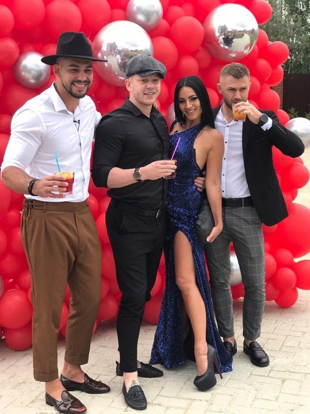 Фотографии с голливудской вечеринки Купиных