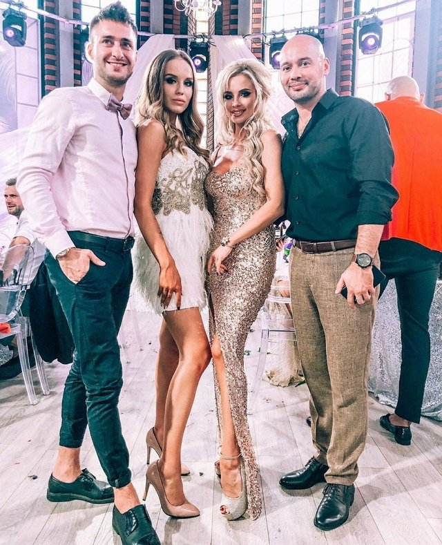 Фотографии с голливудской вечеринки Купиных