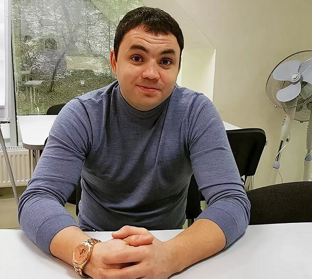 Гобозов выстраивает мосты для возвращения на проект