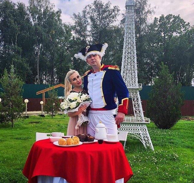 Розалия Райсон: Прогулялась по Парижу