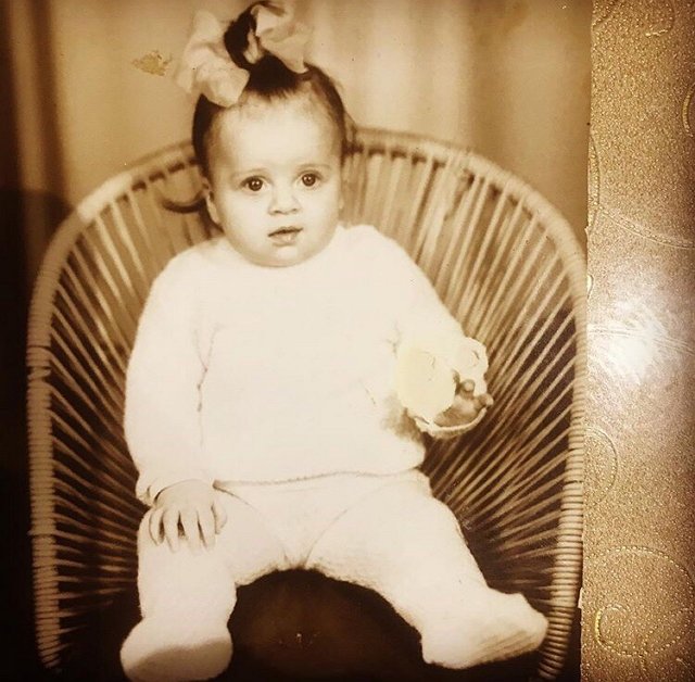 Детское фото Рапунцель вновь поставило под сомнение её возраст