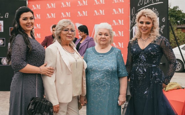 Надежда Алексеевна Купина в ожидании правнуков