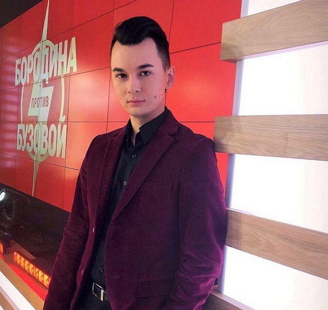 Антон Беккужев подвергся критике Мая Абрикосова