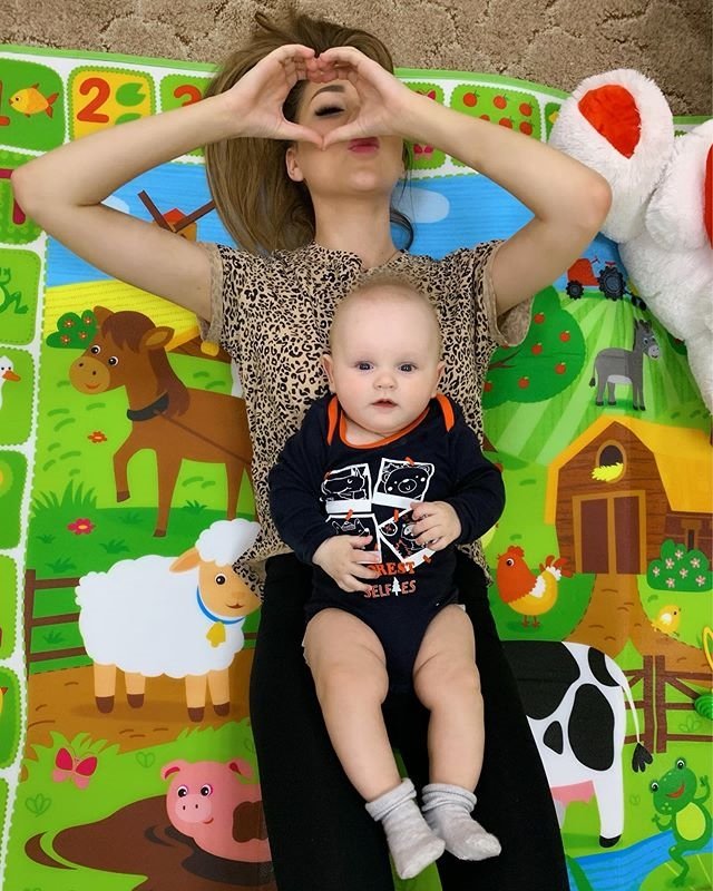 Иосиф Оганесян пиарится за счёт сына Алёны Савкиной